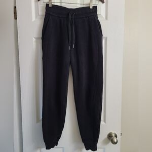 Lululemon Scuba HR Jogger Size 2 Full Length